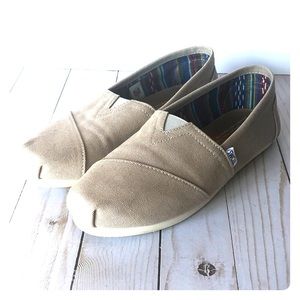 Toms, like new-never worn